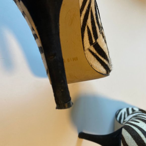 GUESS Zebra Patterned Pony Hair Peep Toe Heels - Picture 6 of 6